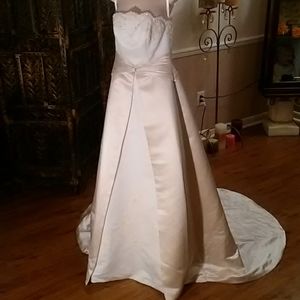 David's Bridal, size 4, color Ivy Champ